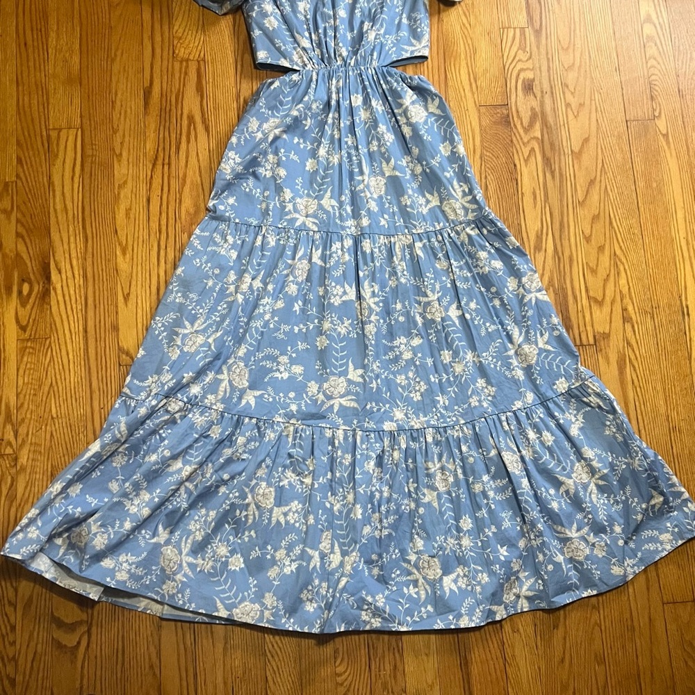 WAYF Plaza Blue Floral Cut-Out Tiered Maxi Dress Size XSmall - Picture 10 of 16